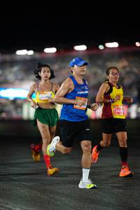 BIB: 261
                            <button type="button" onclick="openModal(23006281)" class="btn btn-primary btn-sm float-right btn-popup" data-toggle="modal" data-target=".modal-high-quality">
                        <i class="fas fa-shopping-cart"></i> Add to Cart
                    </button>
                                            <button type="button" onclick="isThisMe(23006281, true)" class="btn btn-success btn-sm float-right btn-popup btn-isme hidden" data-toggle="tooltip" data-placement="bottom" title="นี่คือรูปของคุณใช่ไหม คลิกที่นี่เพื่อเอาเข้าอัลบั้ม">
                        <i class="fas fa-plus"></i> Add to album
                    </button>
                    <button type="button" onclick="isThisMe(23006281, false)" class="btn btn-warning btn-sm float-right btn-popup btn-isnotme hidden">
                        <i class="fas fa-ban"></i> Remove from album
                    </button>